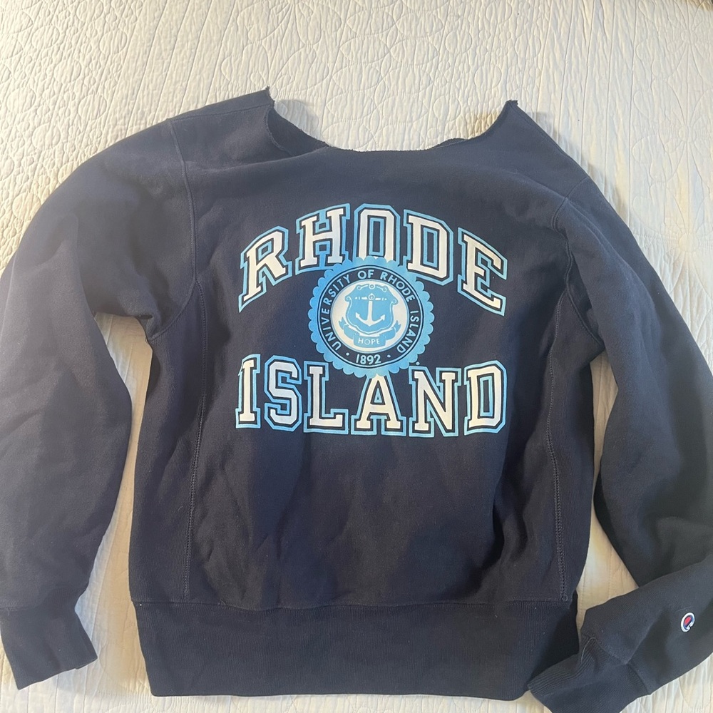 university of rhode island crewneck